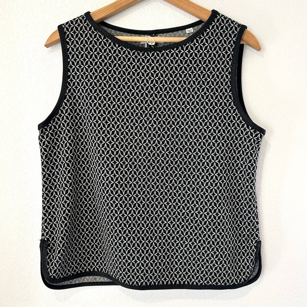 NWT Max Studio Black & White Textured Knit Top Vegan Leather Trim Size M